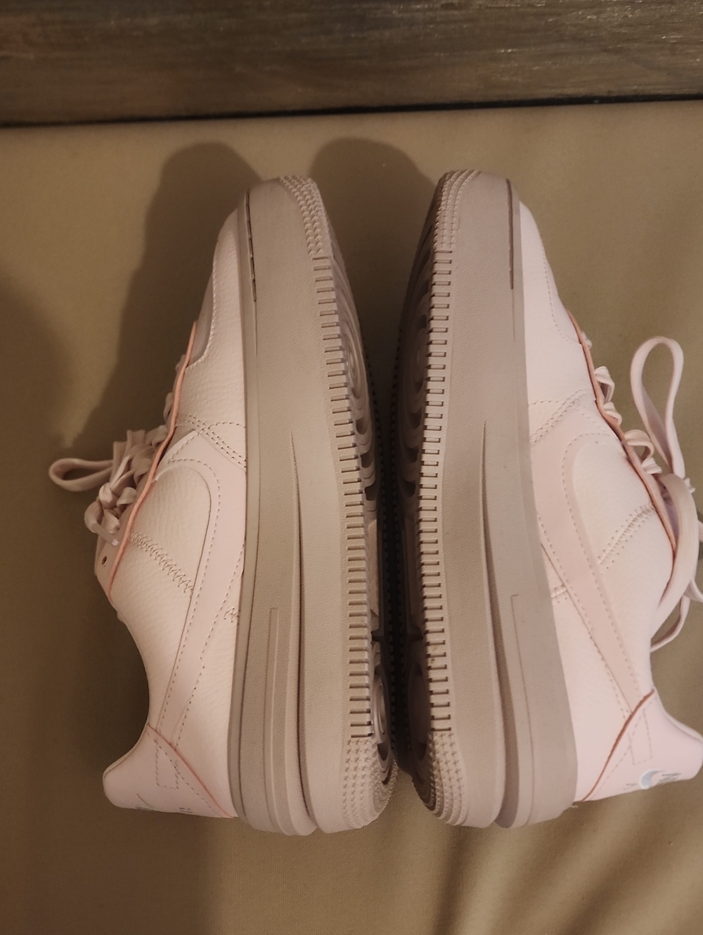 Nike women’s Air Force 1 PLT.AF.ORM 'Atmosphere' Shoes - Picture 2 of 8